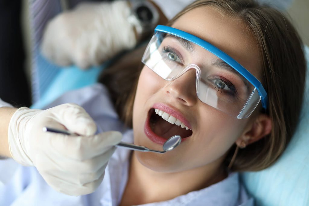 Dental Bridges in Mississauga - Dentistry by Dr. Isaac Gabay
